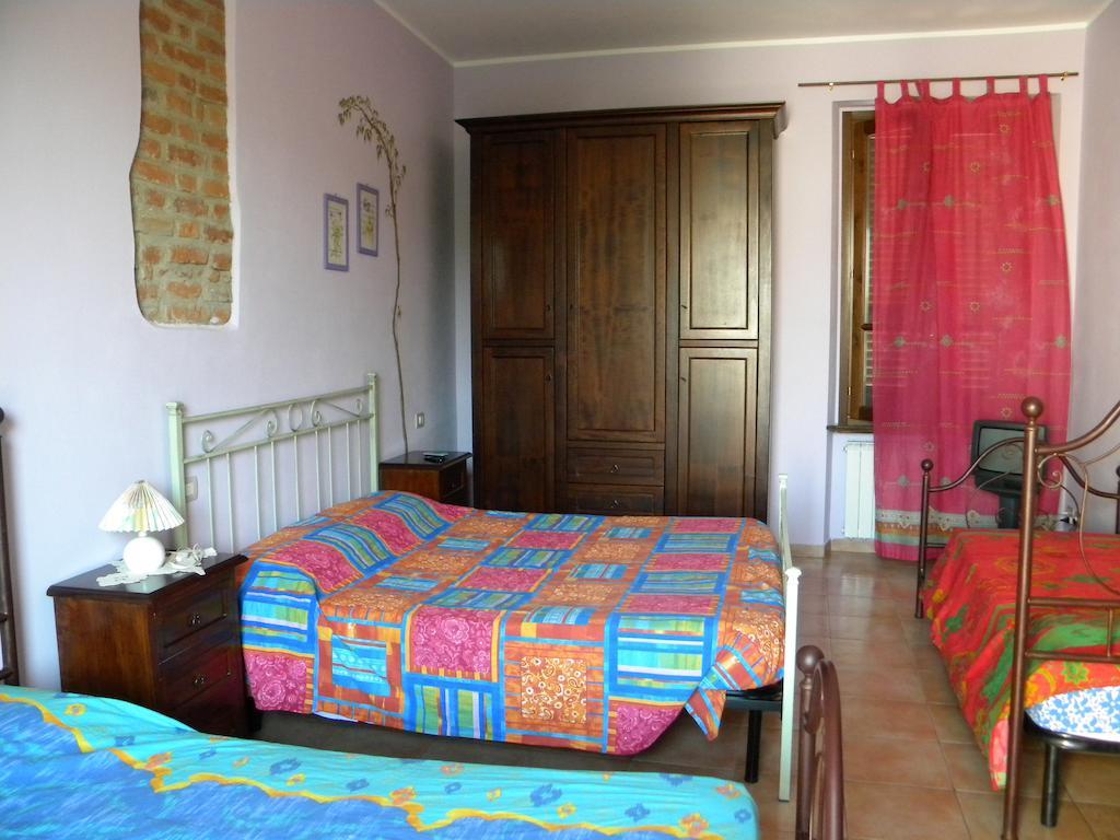 Hotel Le Petit Fleur Bareggio Zimmer foto