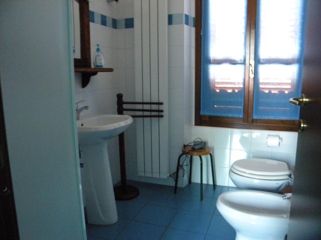 Hotel Le Petit Fleur Bareggio Zimmer foto